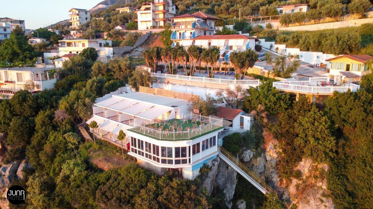 Hotel Skyhill Boutique Radhimë
