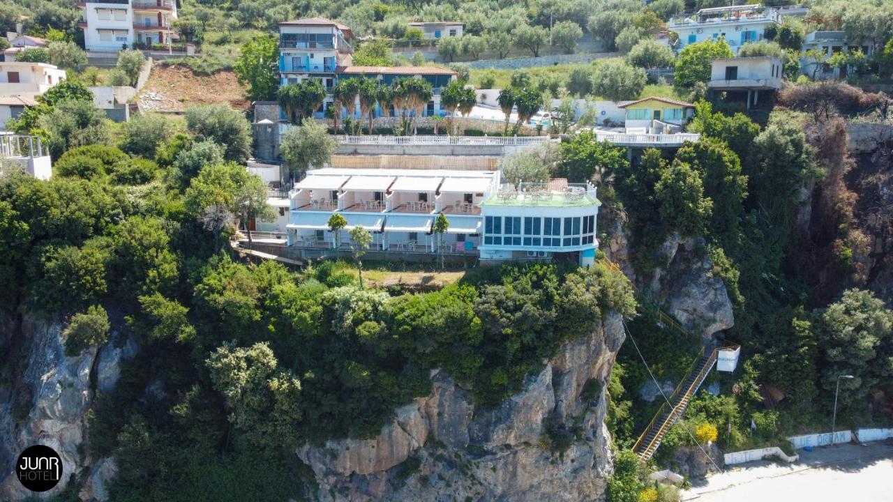 Skyhill Boutique 3* Radhimë