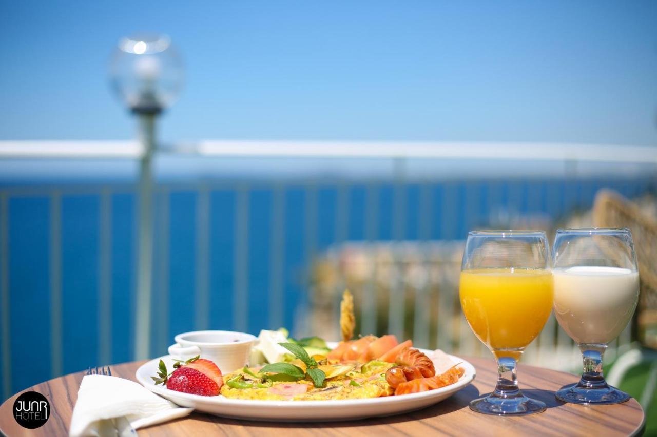 Skyhill Boutique 3* Radhimë