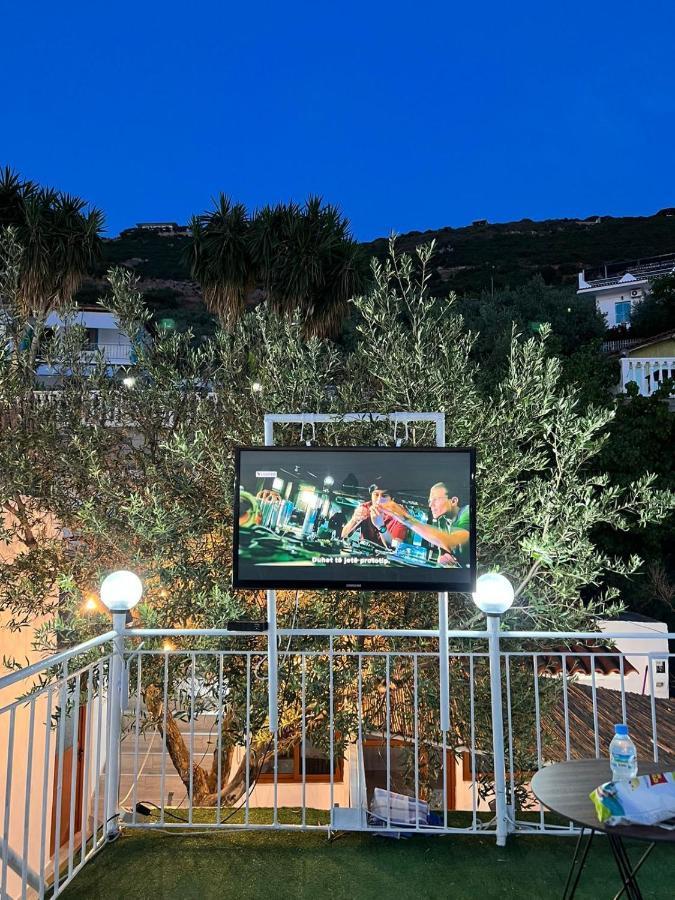 Hotel Skyhill Boutique Radhimë